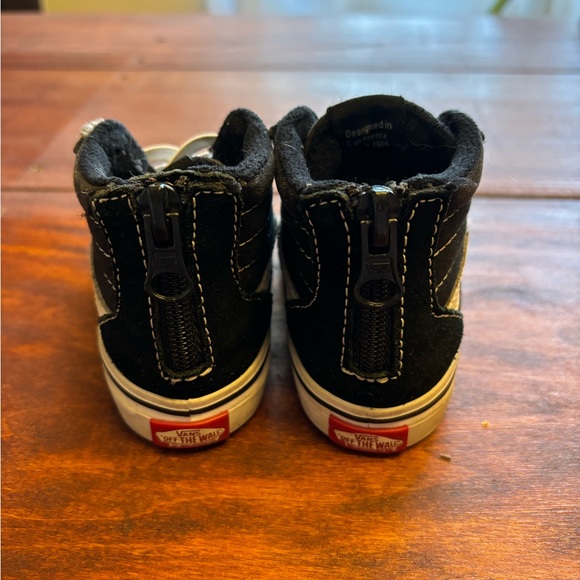 Vans Filmore High Top Sneakers (Toddler) - Picture 2 of 5